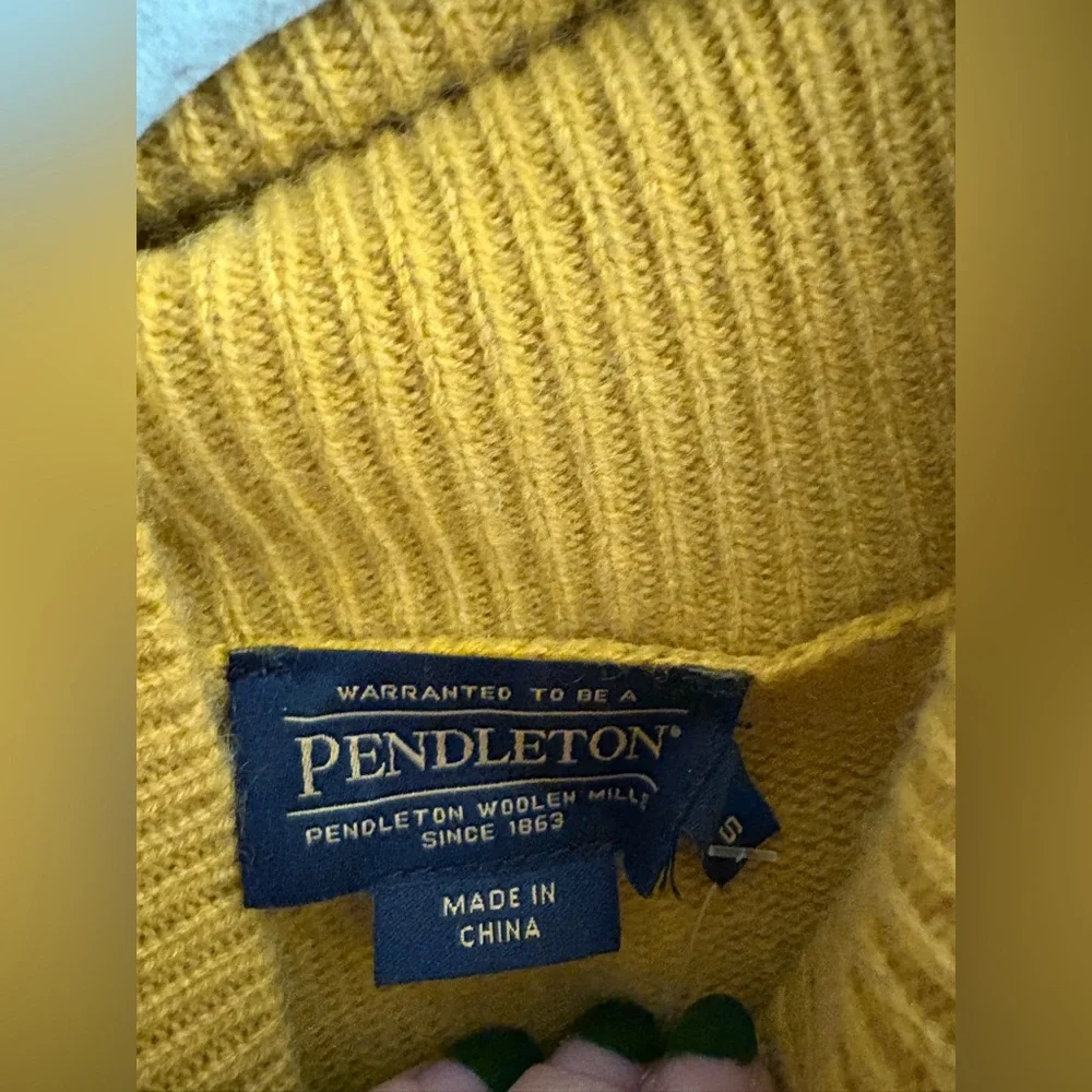 Pendleton Cashmere Sweater - Picture 2 of 4